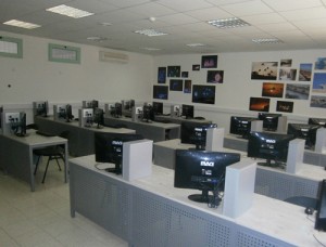 מעבדת מחשבים ביתר עילית 1