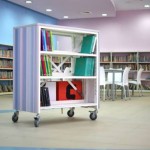 עגלת ספרים ספריה בית הספר בגין נהריה